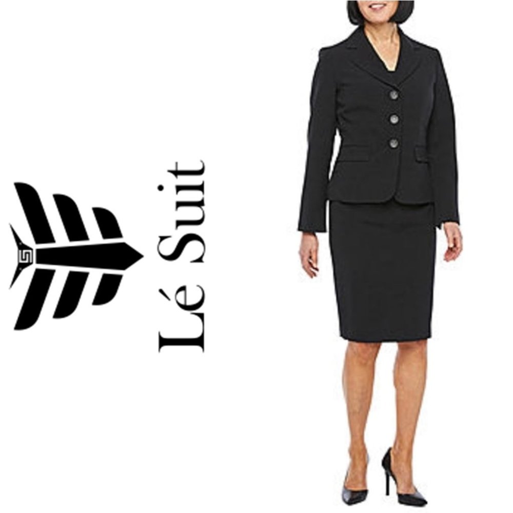 NWT LE SUIT BLACK BLAZER 🌸
